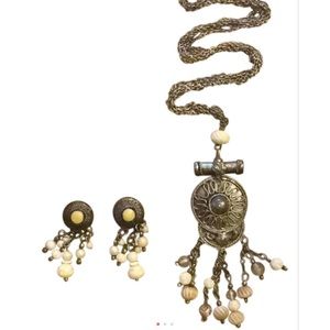 Vintage earring & necklace set